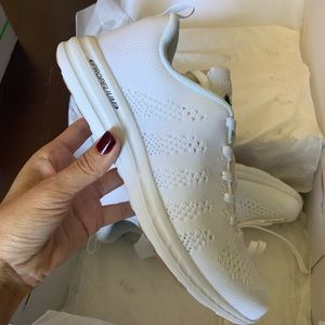 APL Women’s Techloom Pro